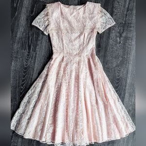 Vintage 80s Gunne Sax lace pink dress